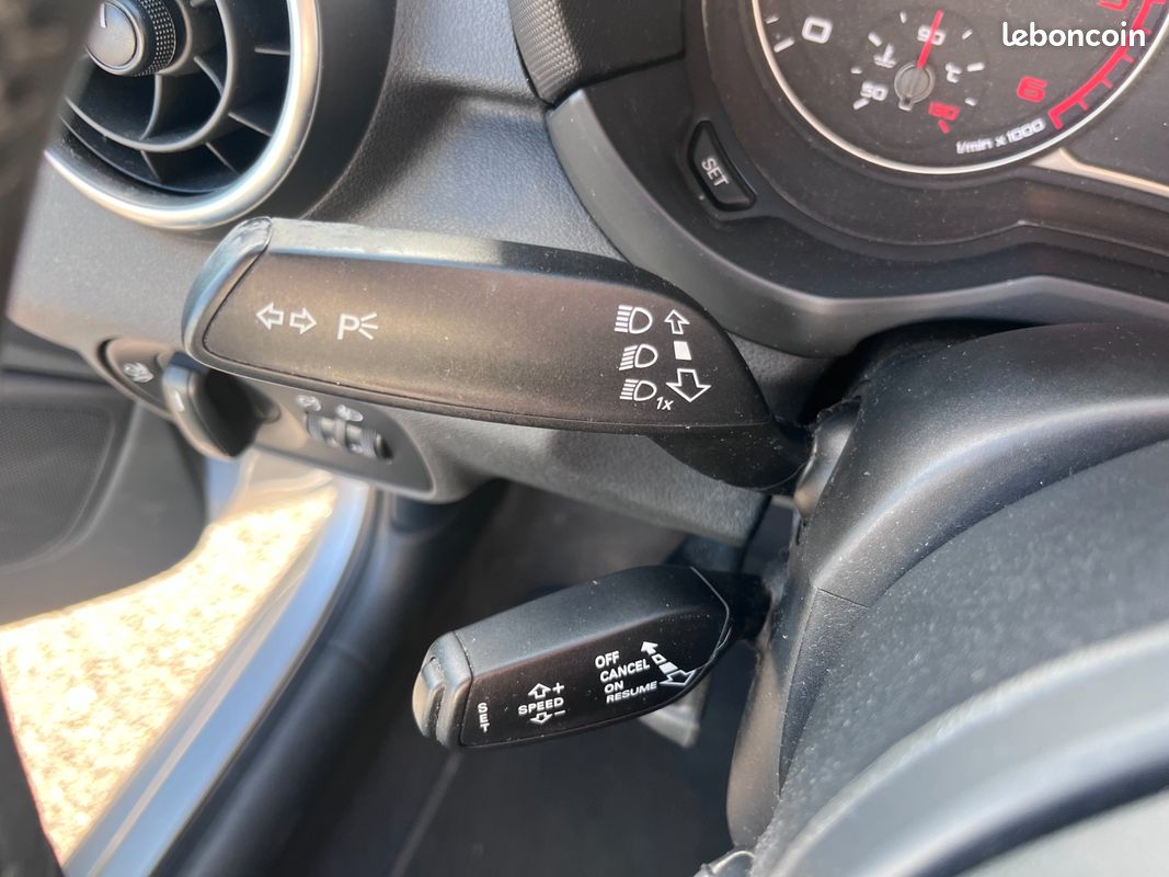 Audi a1 1.6 tdi 90 ch ambiente (image 25)