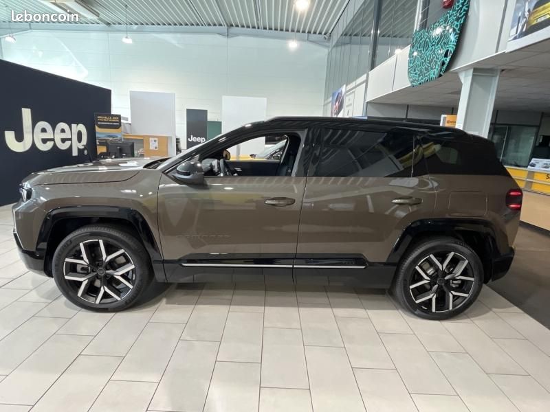 Jeep Compass Electrique 213ch 74kWh First Edition (image 8)