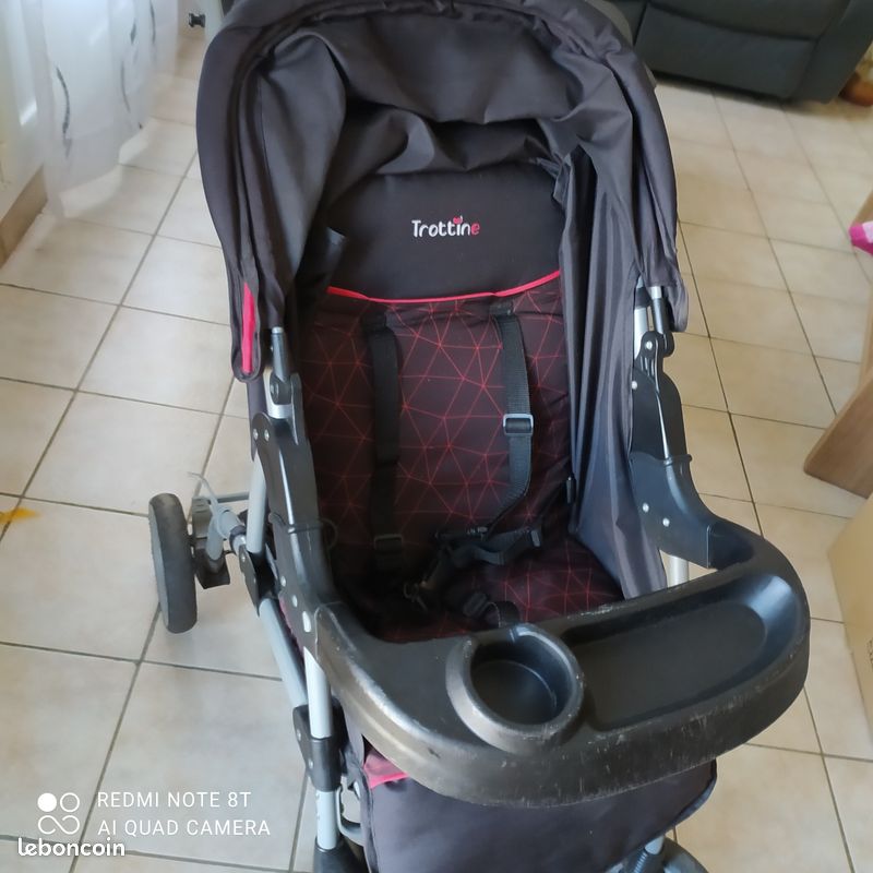 Vend poussette enfant (image 1)