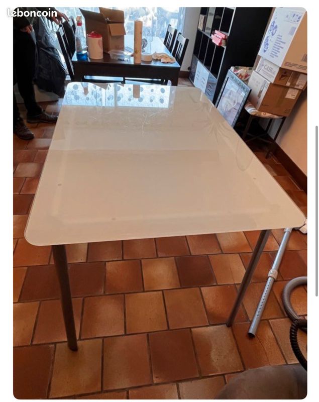 Table de salon (image 1)
