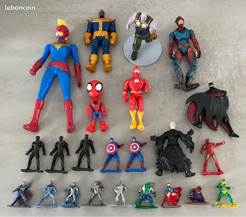 Lot figurines Spider-Man et Spinneret, collectionnez Marvel