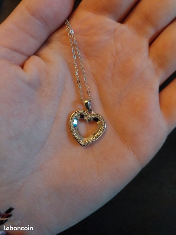 Collier (image 3)