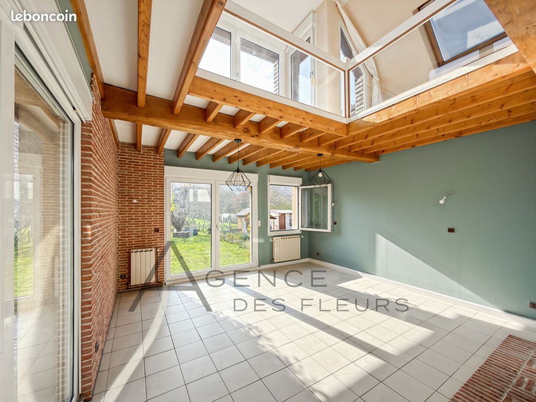 Maison 5 pièces 155 m² · à Saint-Aubin-lès-Elbeuf · 155 m² · 239 000 €