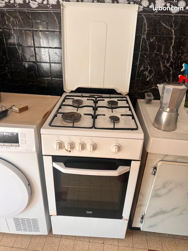 Cuisinière (image 1)