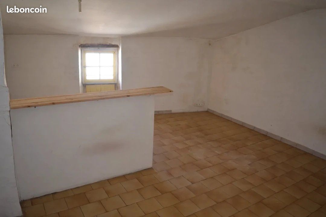 Appartement 3 pièces 55 m² · à Saint-Hippolyte-du-Fort · 55 m² · 60 000 €