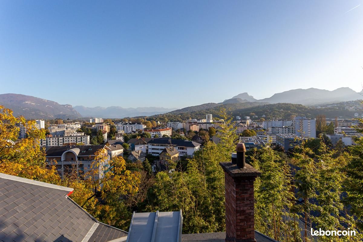 Maison 13 pièces 310 m² · à Chambéry · 310 m² · 690 000 €