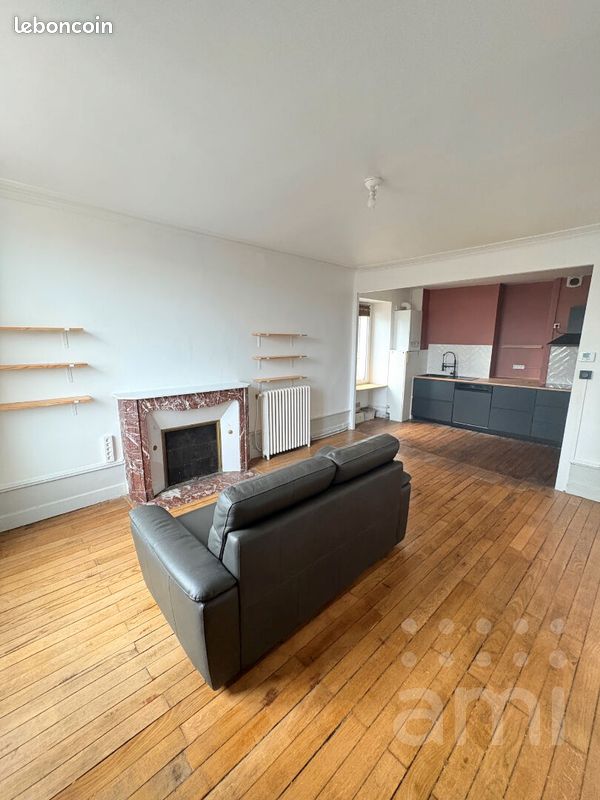 Appartement 2 pièces 65 m² · à Poitiers · 65 m² · 590 €/mois