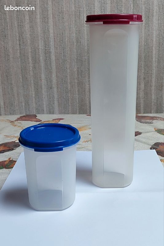 Grande Boîte à Spaghetti Tupperware Bleue, Hauteur 29 Cm, état Correct