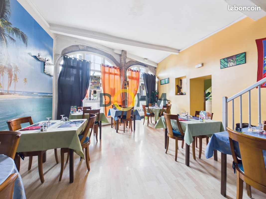 Appartement 4 pièces 134 m² · au Puy-en-Velay · 134 m² · 135 000 €