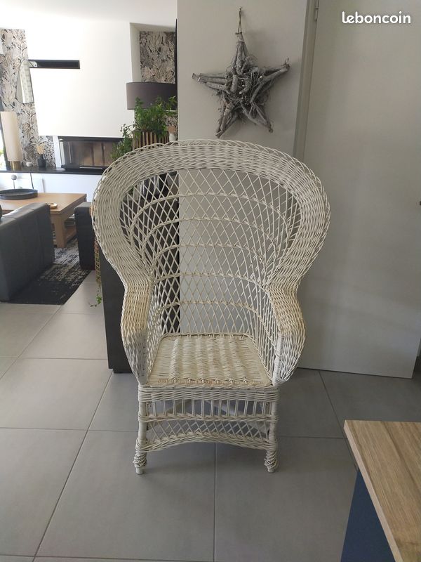 Fauteuil d'emmanuelle (image 3)