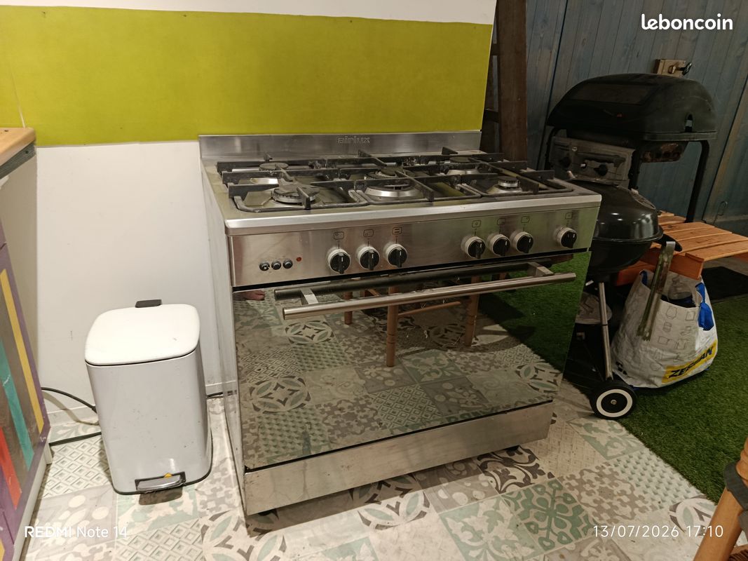 Piano de cuisson Airlux - 5 feux gaz / Four électrique - Inox (image 1)