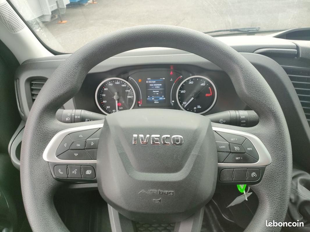 Iveco Daily CHASSIS CABINE FRIGO 12M3 160 CV ROUES JUMELEES HAYON CAISSE CAZAUX GROUPE THERMOKING... (image 16)