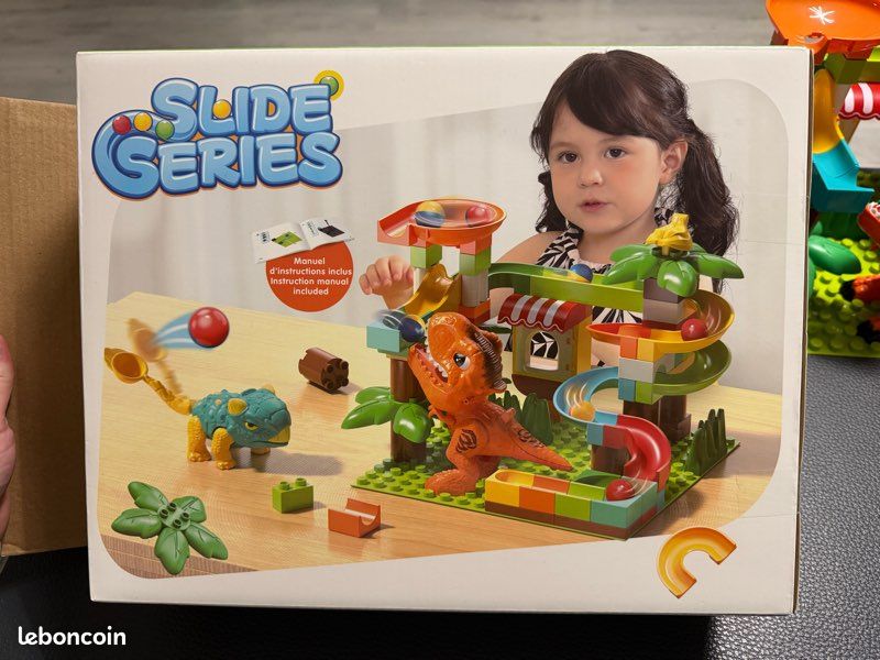 Circuit de course de dinosaures, monde des dinosaures, pont, créer une route, ensemble de jeu de voitures et de pistes flexibles de 142 pièces, voitures jouets
