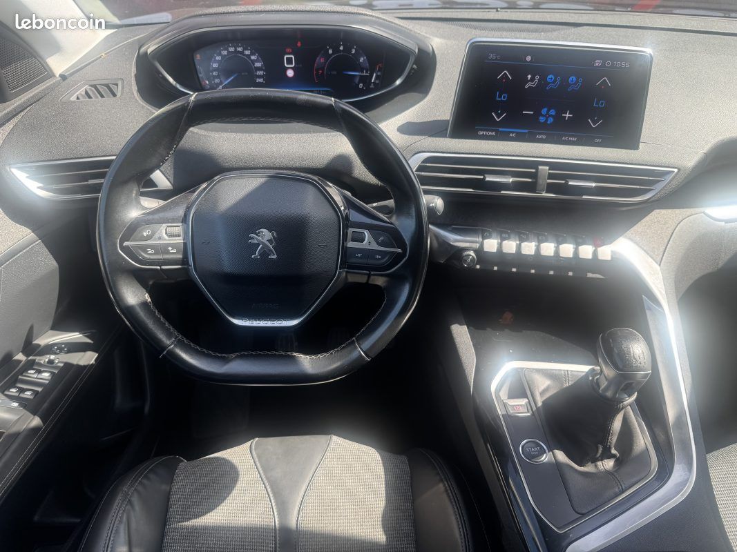 PEUGEOT 3008 II 1.2 Turbo 130 ACCESS 2018 (image 15)