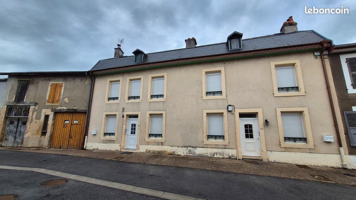 Maison 6 pièces 173 m² · à Damvillers · 173 m² · 210 000 €