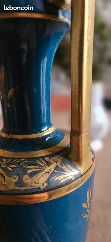Paire de vases en faïence (image 5)