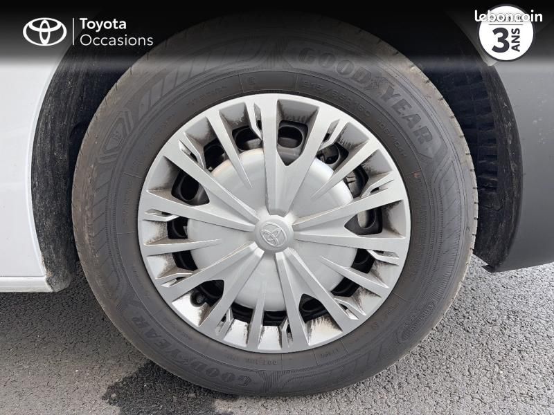 Toyota PROACE Medium 2.2 D-4D 150 Start Pack Confort BVA MY25 (image 16)