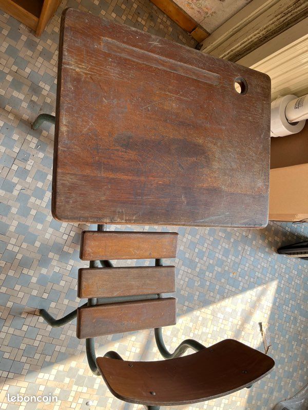 Bureau d’écolier (image 2)