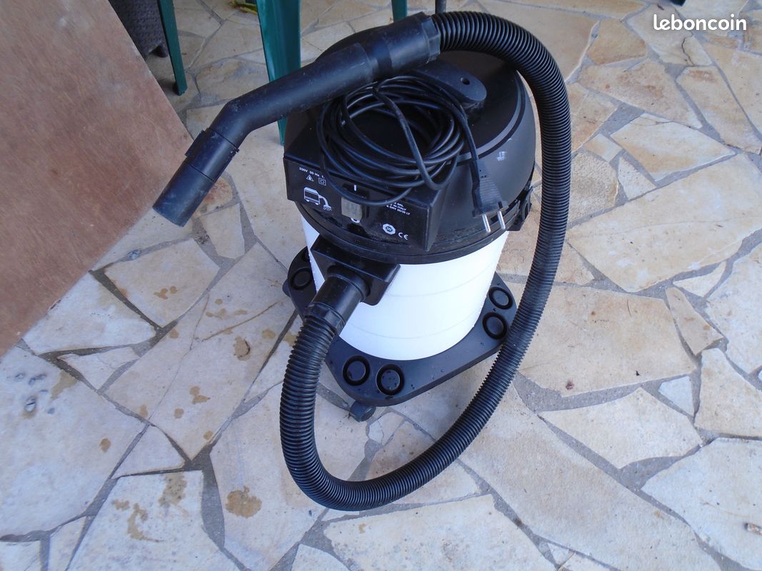Aspirateur eau et poussiéres (image 5)