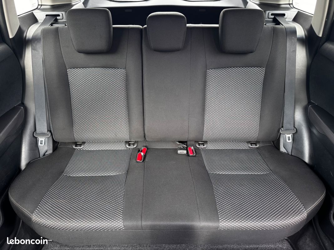 SUZUKI VITARA II PRIVILEGE 1.0 i BOOSTER JET 12V 111cv 5 PORTES (image 5)