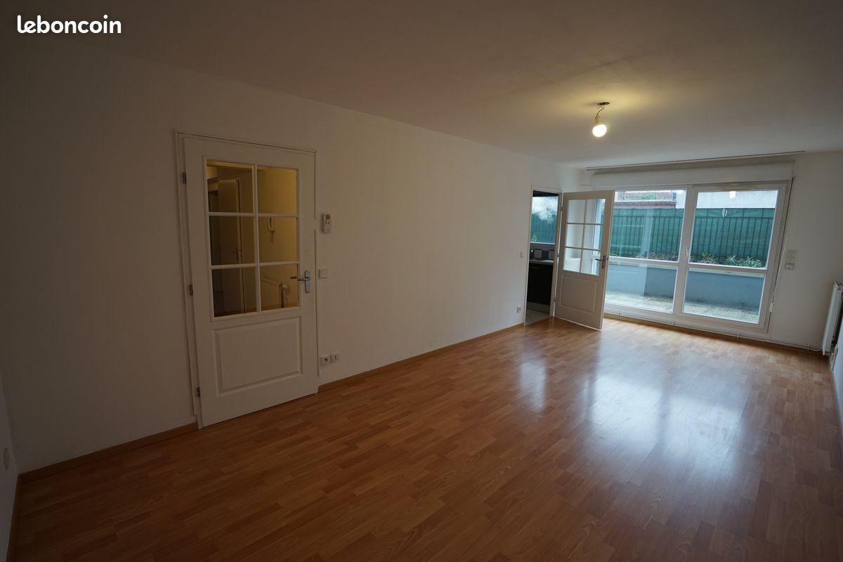 Appartement 3 pièces 65 m² · à Lille · 65 m² · 987 €