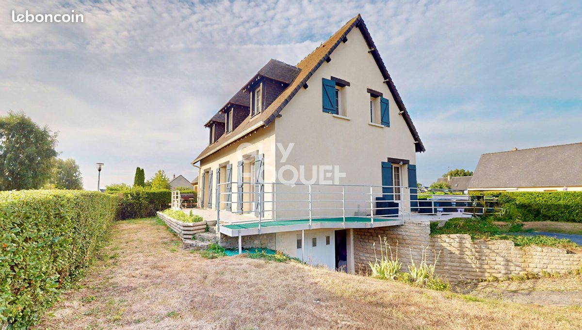 Maison 6 pièces 126 m² · à Creully sur Seulles · 126 m² · 260 000 €