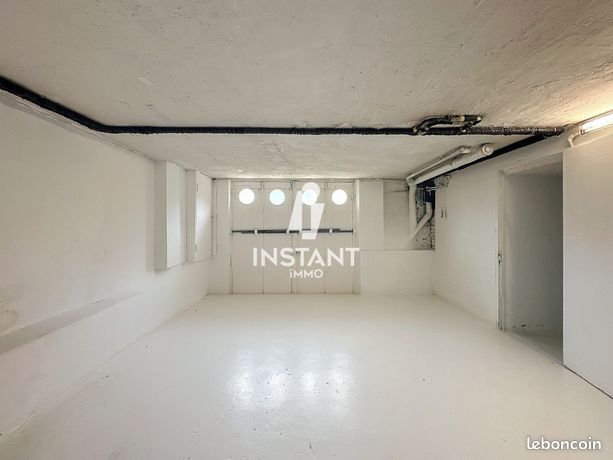https://img.leboncoin.fr/api/v1/lbcpb1/images/25/c3/a1/25c3a17d45afb726f6030a2036d861ac3250b720.jpg?rule=ad-image