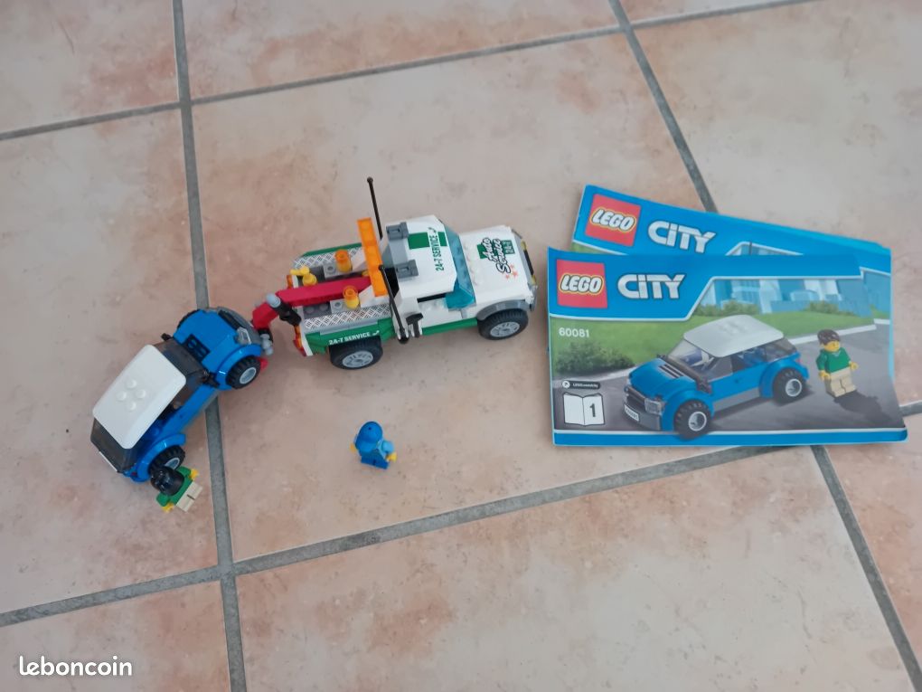LEGO 60081 Le Pick Up dépanneuse (image 1)