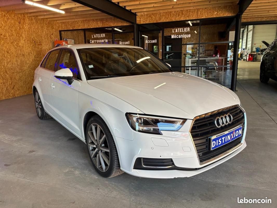 Audi A3 sportback 1.5 35 TFSI 150 S-TRONIC DEISNG LUXE (image 3)