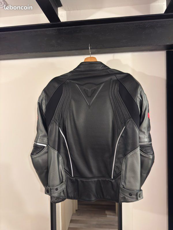Blouson cuir Dainese Mv Agusta Équipement moto