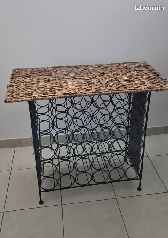 Étagère de rangement bouteilles (image 1)