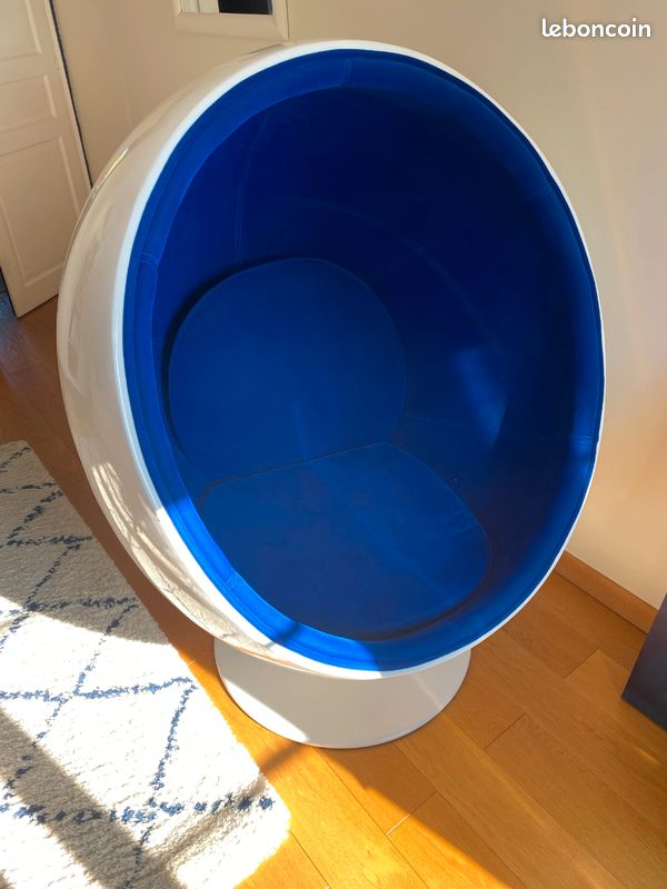 Fauteuil pivotant bleu et blanc n°10 - JMC Billard