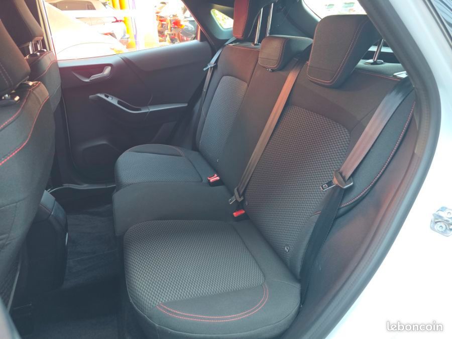 Ford Puma 1.0 EcoBoost 125 BV6 HYBRID MHEV ST LINE (image 36)