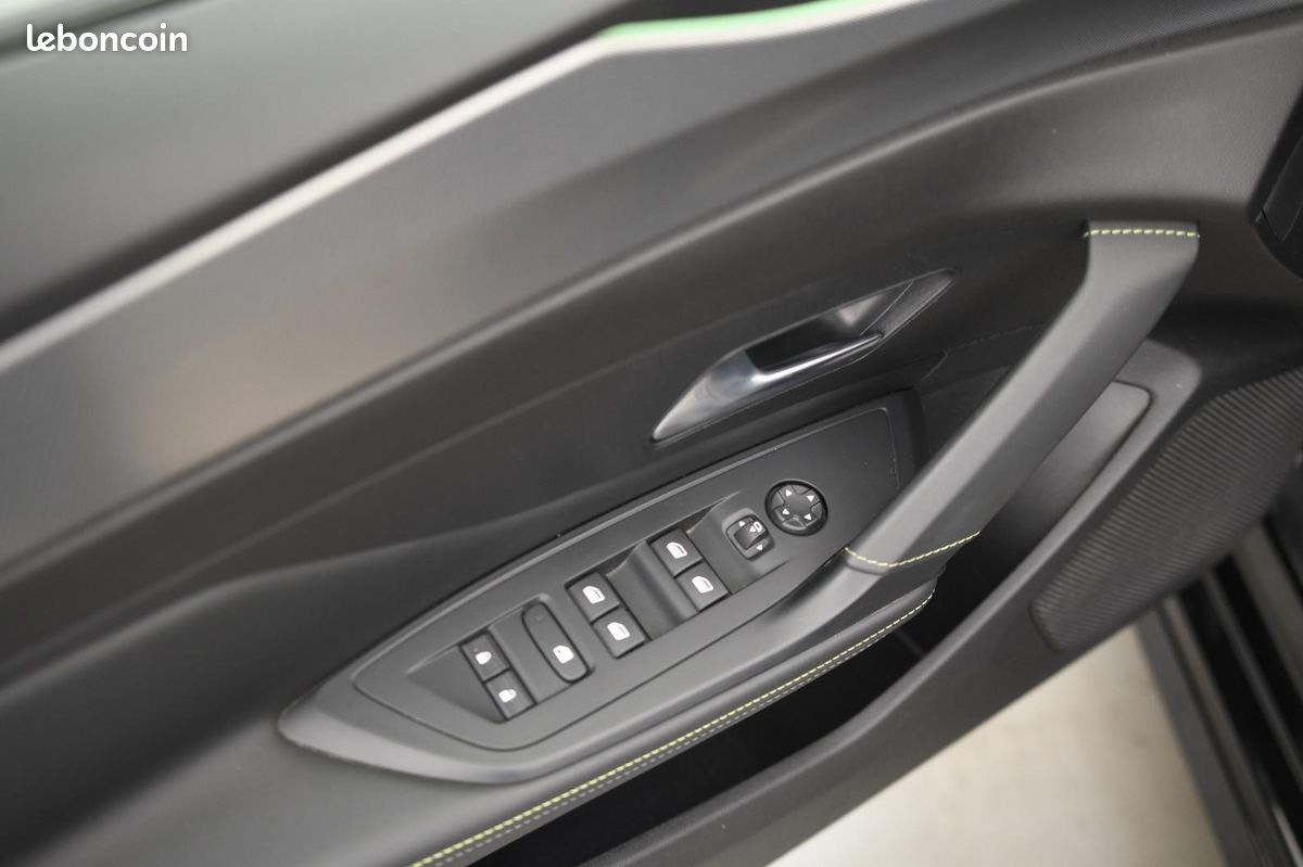 PEUGEOT 308 SW PHEV 180 e-EAT8 GT +ATTELAGE (image 13)