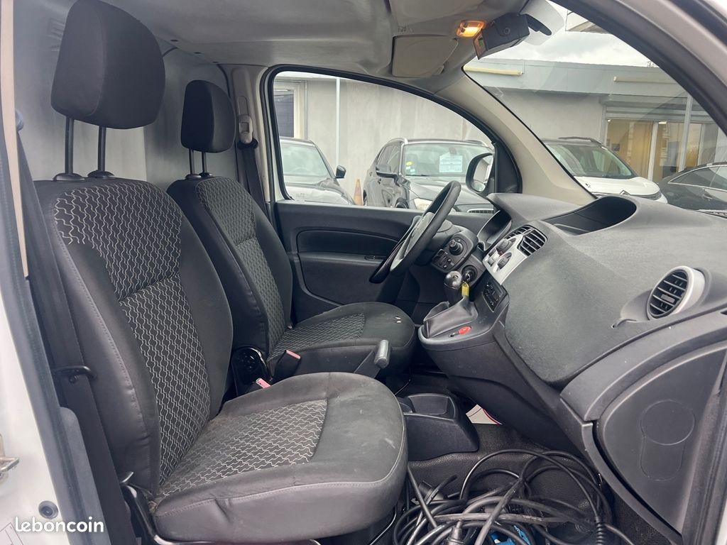 Renault KANGOO II EXPRESS ZE MAXI GRAND VOLUME CONFORT (image 9)