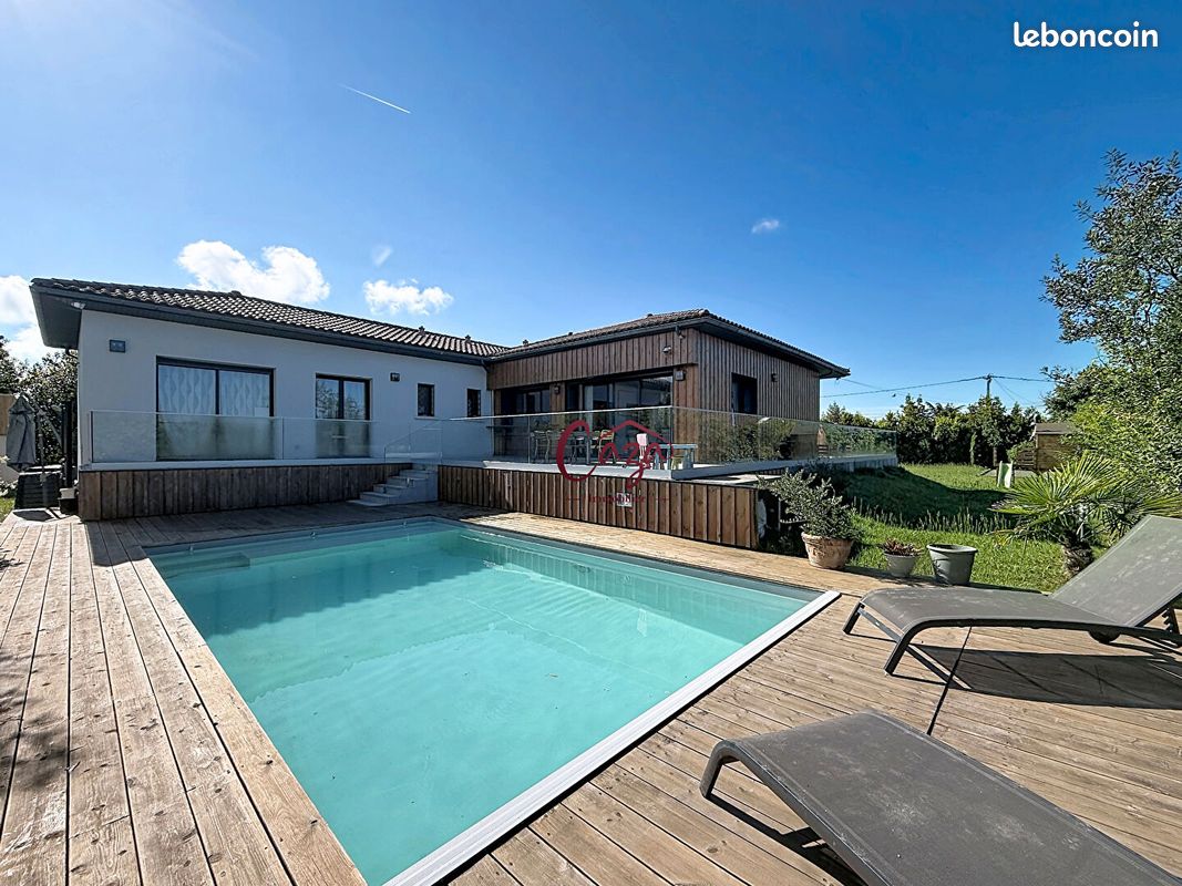 Maison 7 pièces 235 m² · à Latresne · 235 m² · 836 000 €