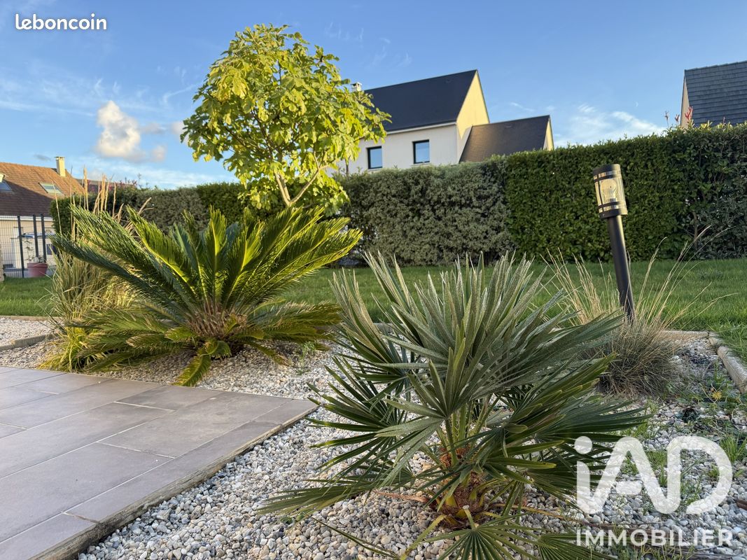 Maison 4 pièces 87 m² · à Bény-sur-Mer · 87 m² · 295 000 €