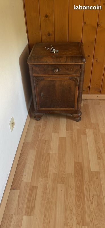 Table de chevet ancienne (image 3)