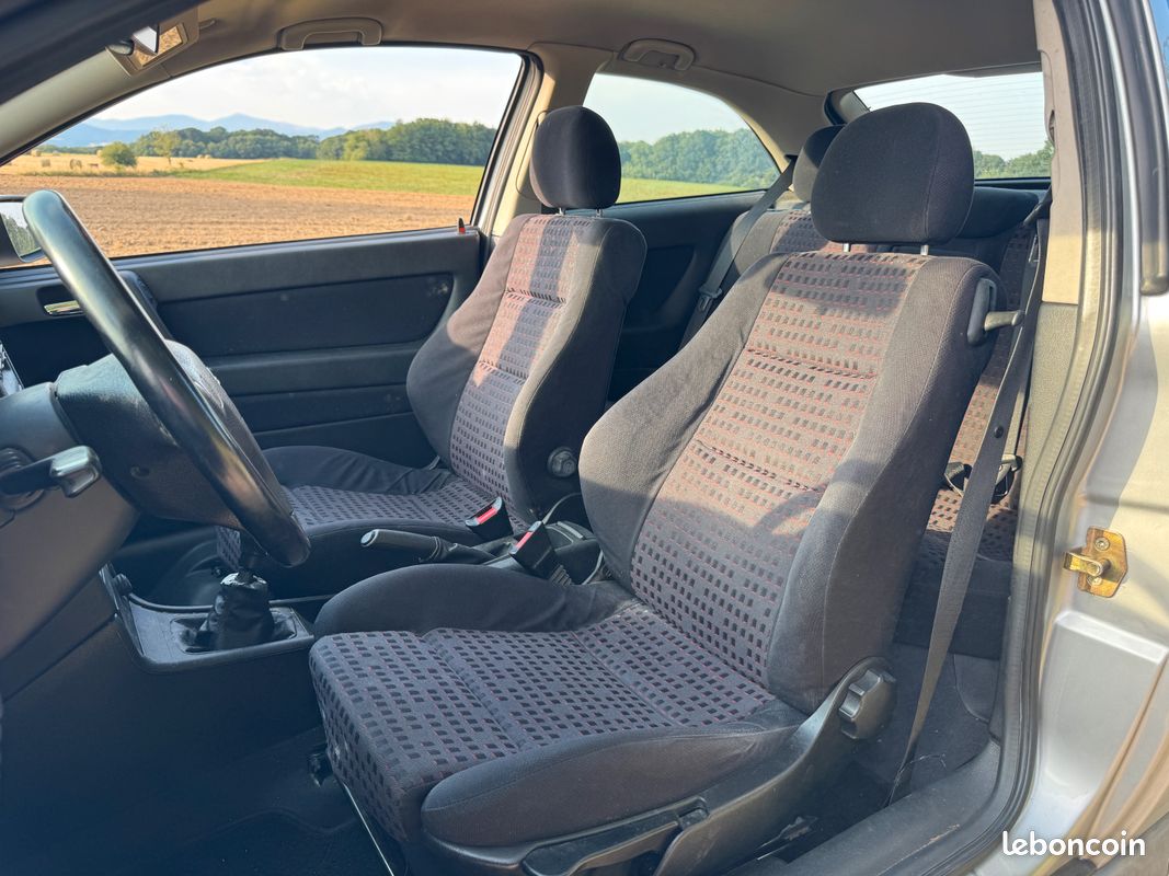 Opel ASTRA G coupé 1.6 16S 100ch 1ERE MAIN (image 3)