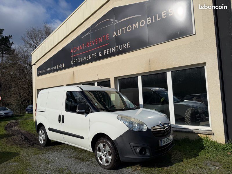 OPEL COMBO 1.3 Jtd 90ch TVA Recup (image 1)