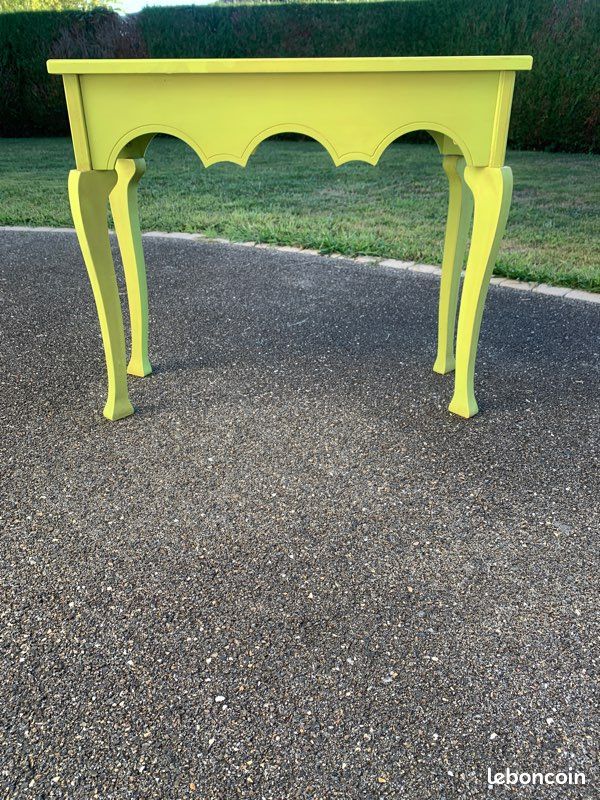Av console (image 1)