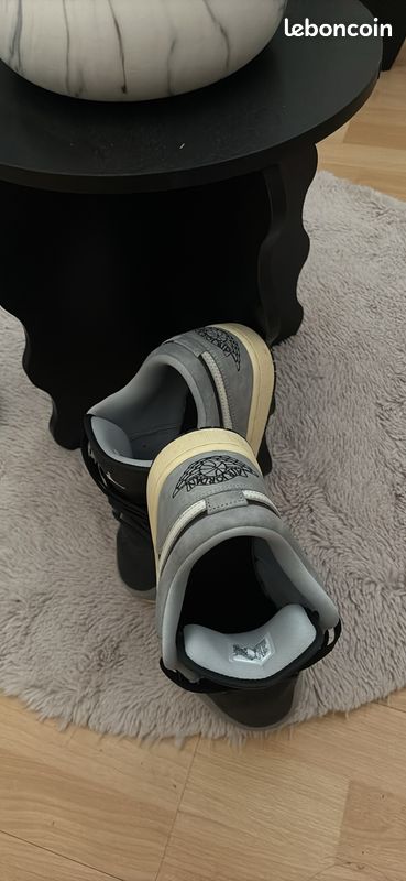 Air Jordan (image 3)