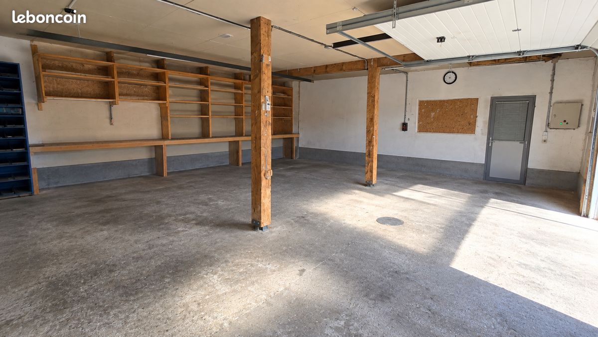 Local Commercial (image 8)