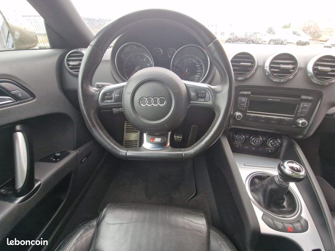 AUDI TT ROADSTER 2.0 TFSi S LINE 200CV (image 23)