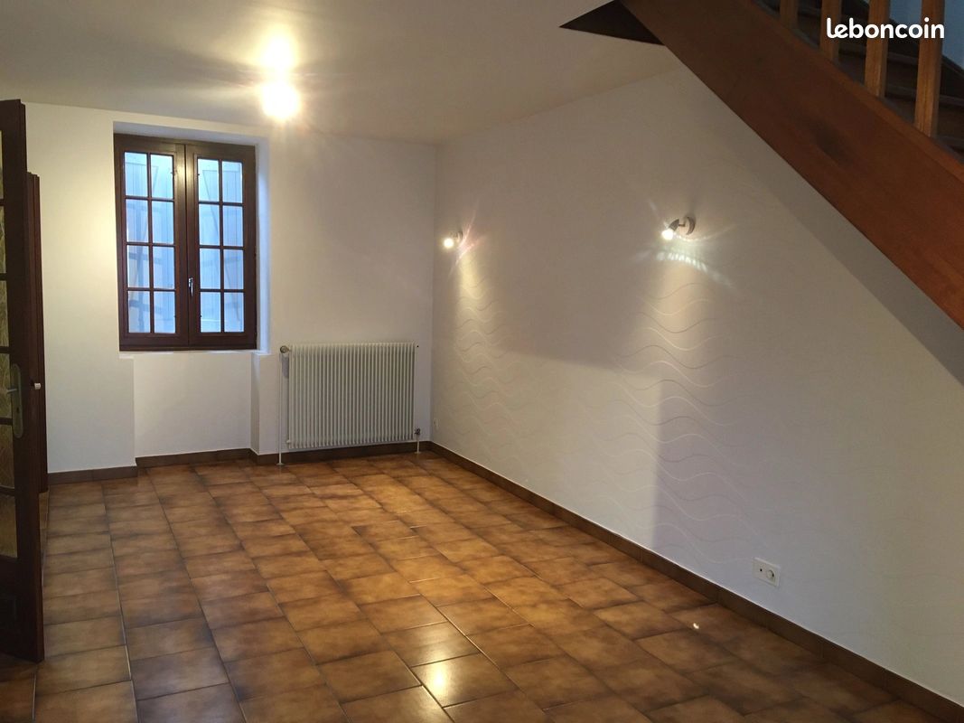 Maison a louer montceau-les-mines - 3 pièce(s) - 90 m2 - Surfyn