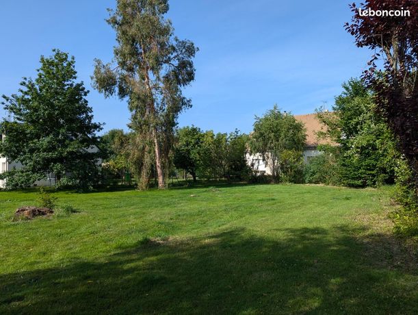 Terrain 613 m² Larçay