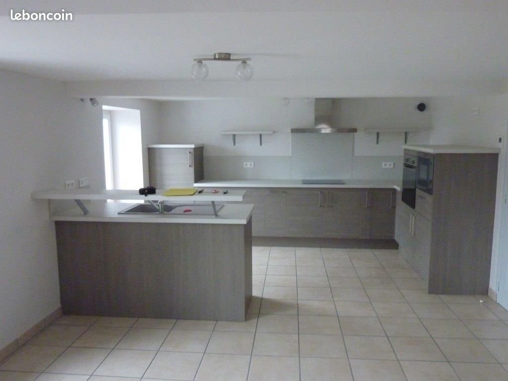 Maison 5 pièces 110 m² · à Courpière · 110 m² · 700 €/mois