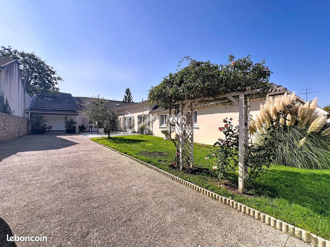 Maison 6 pièces 190 m² · à Domont · 190 m² · 499 000 €