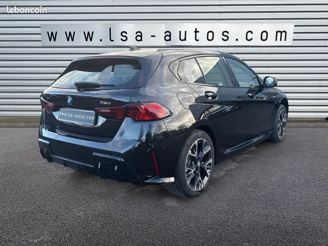 BMW SERIE 1 118d BVR BERLINE F70 M Sport Design (image 4)