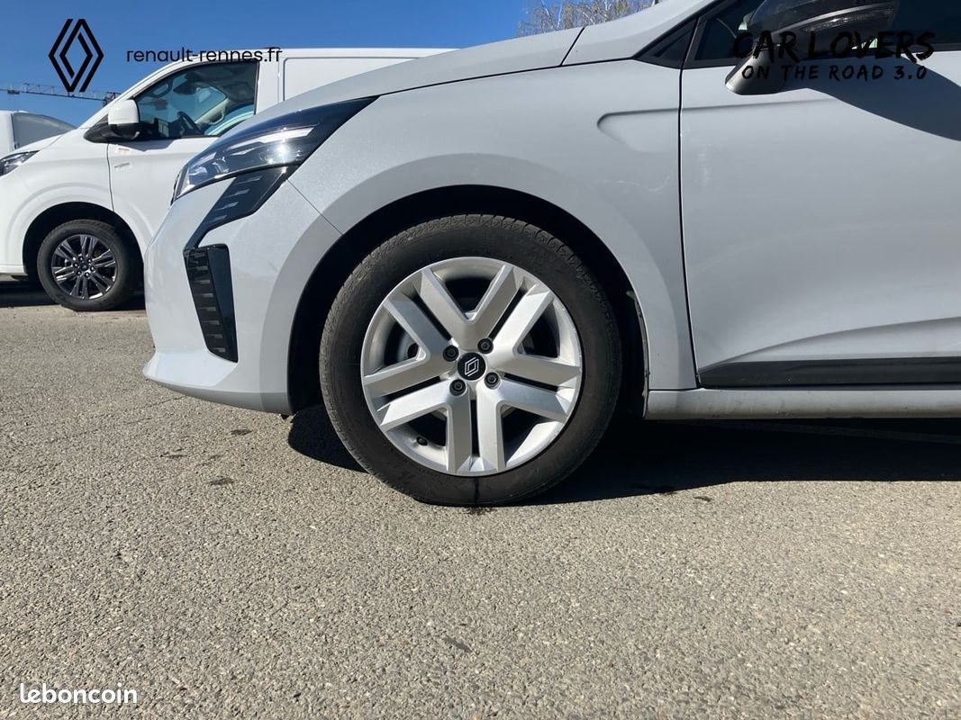 RENAULT Clio E-Tech full hybrid 145 ch GSR2 Evolution (image 5)